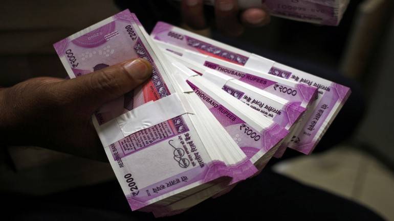 Flooded with cash, mutual fund managers can't find enough ideas in an expensive mkt