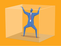 Why closed-end mutual fund schemes are a risky investment